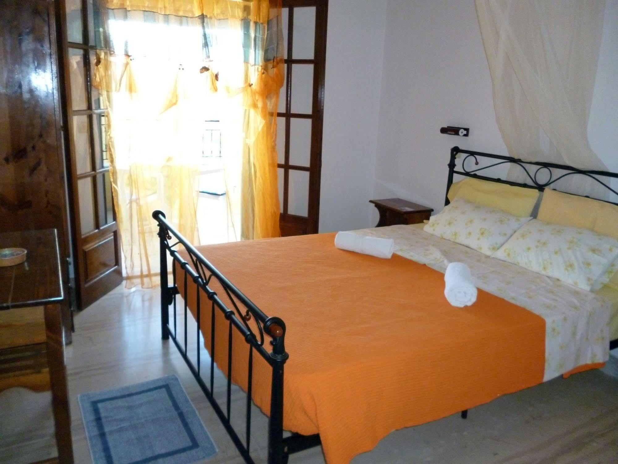 Villa Helen Arillas  Exteriör bild
